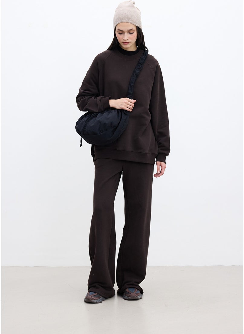 Oversize Basic Sweatshirt Bitter Coffee - pzsku/Z535C5D0F706CE9DDEB70Z/45/_/1741272242/9dd6e71c-04be-4b90-a721-6120b70b94cf