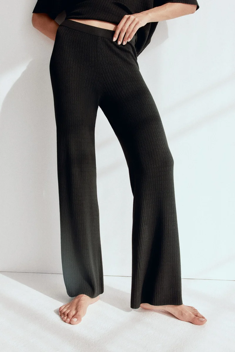 اتش اند ام بنطلون محبوك بنمط بونتيل