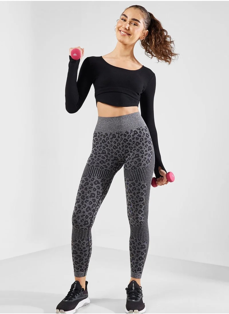 فورورد Curved Hem Fitted Long Sleeves Top