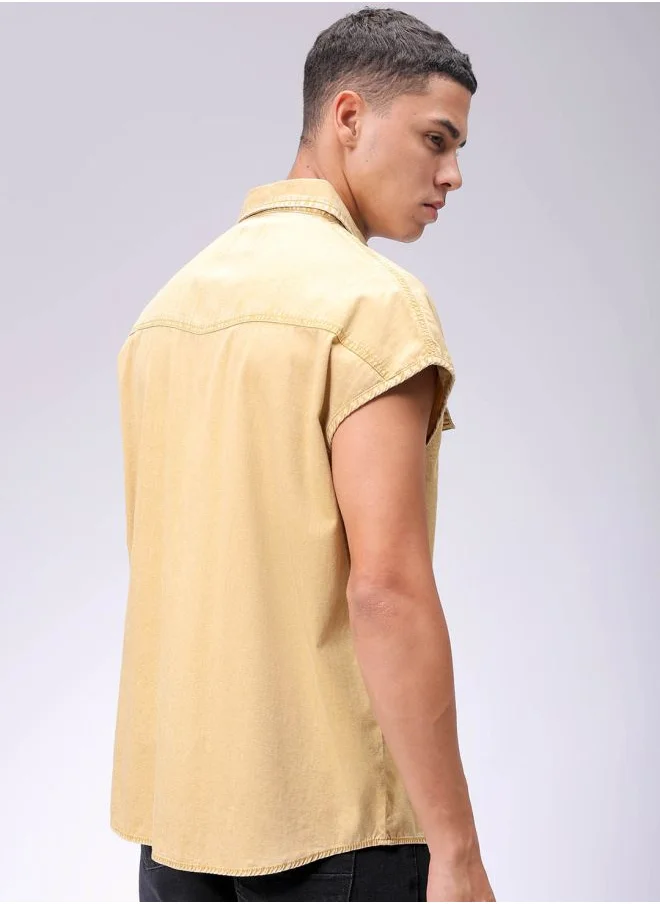 The Indian Garage Co Men Boxy Fit Solid Sleeveless Regular collar Double Flap Pocket Street Wear Shirt