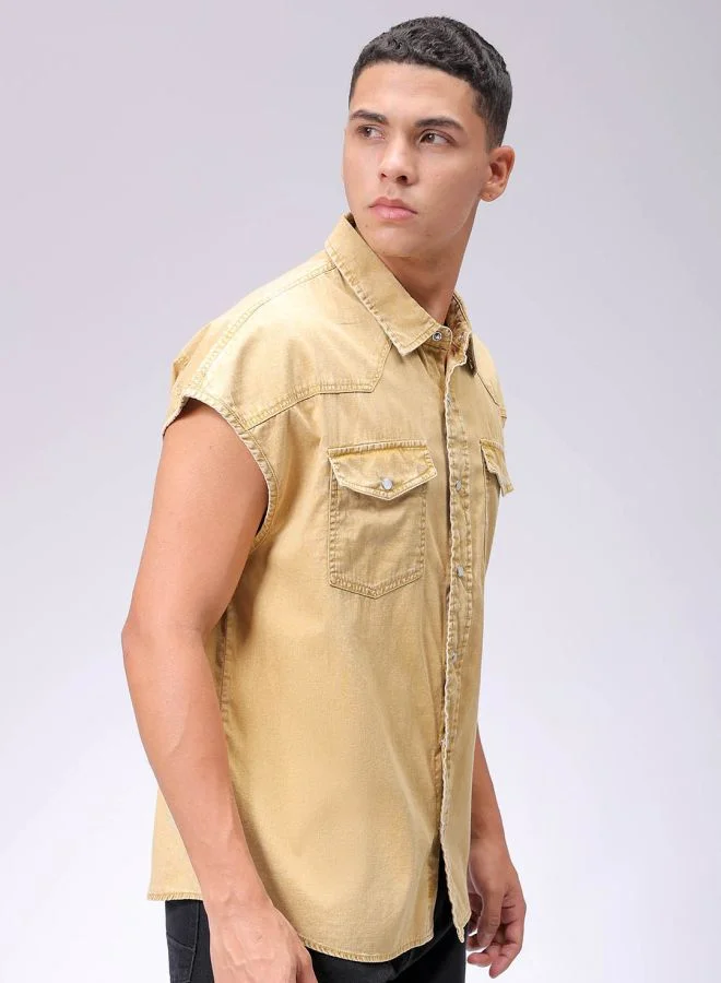 شركة المرآب الهندية Men Boxy Fit Solid Sleeveless Regular collar Double Flap Pocket Street Wear Shirt