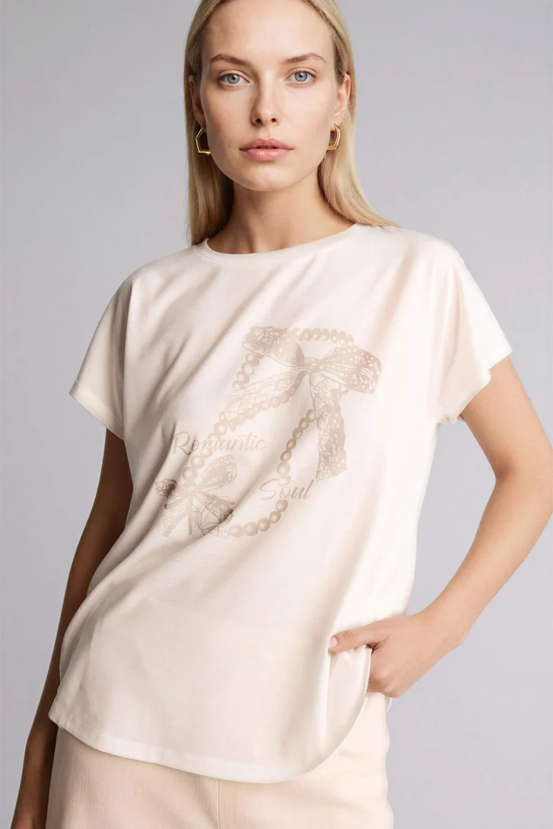 ديفاكتو Crew Neck Romantic Print Short Sleeve T-Shirt