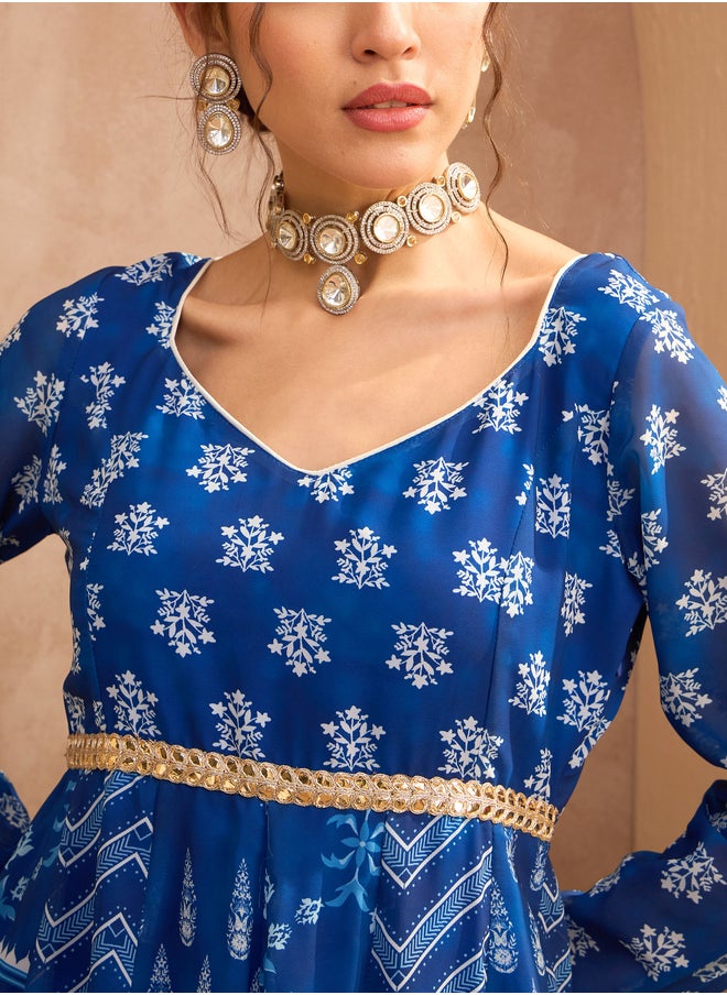 SASSAFRAS Floral Print Sweetheart Neck Anarkali Kurta with Palazzos Set  - Image 4