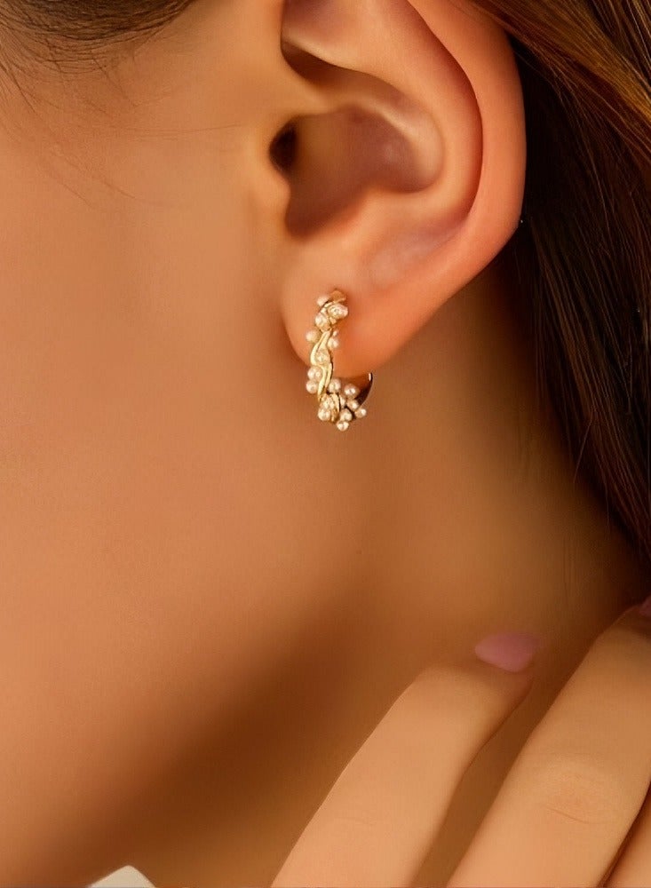 الكنز زوج واحد أقراط حلق دائرية نحاس مختلط فاخر مع لؤلؤ صناعي للنساء، أقراط حلق ذهبي مطلي معلقة لؤلؤ مزيف مجوهرات أنيقة، أقراط دائرية أنيقة للاستخدام اليومي والحفلات والزفاف هدية (ذهبي) - Image 4