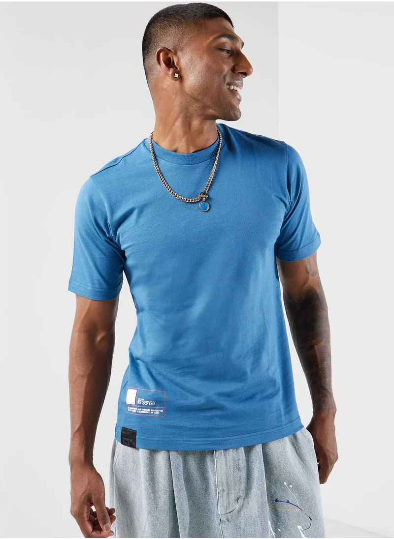 izzue Back Logo Printed T-Shirt