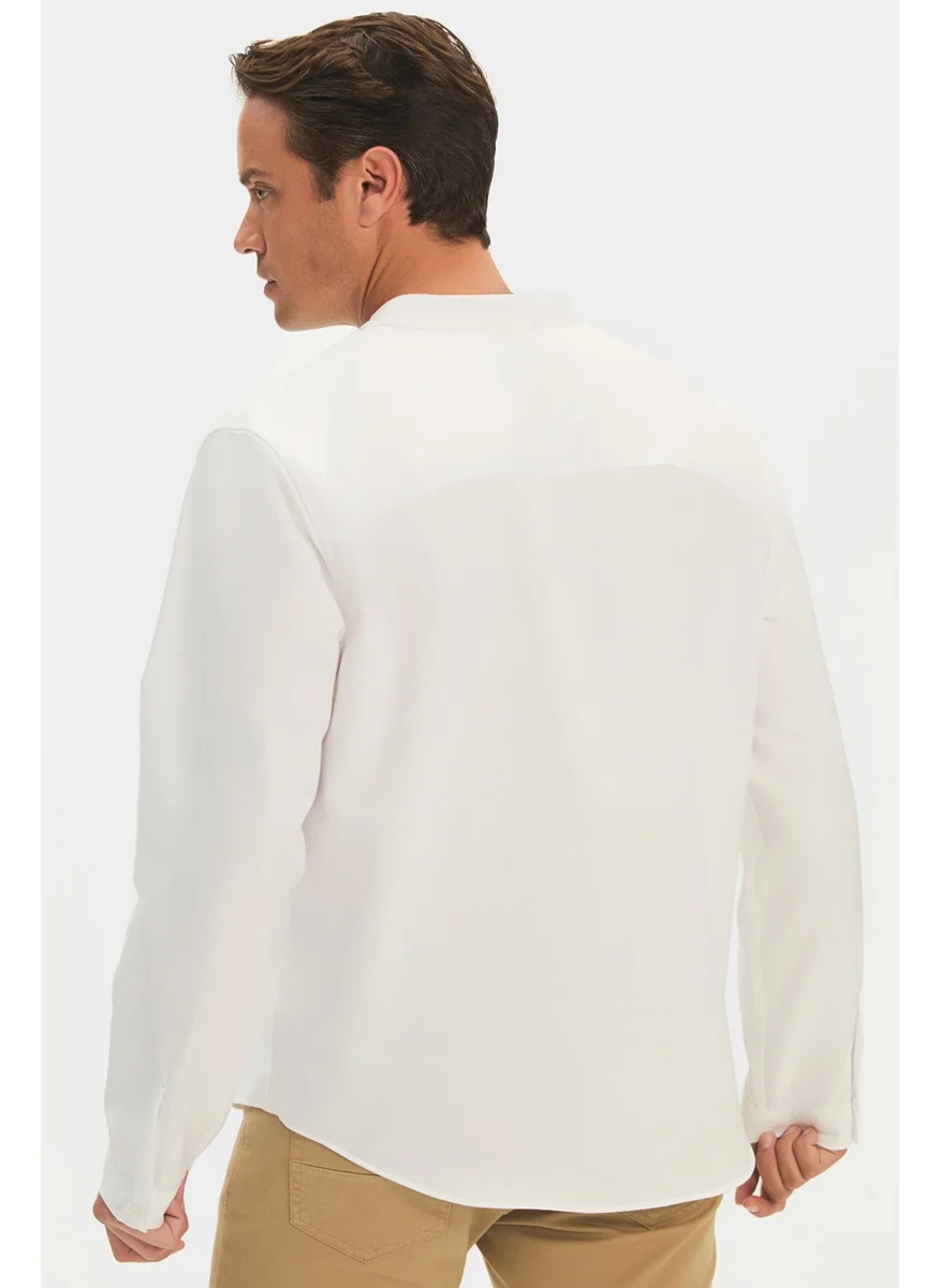JUNE Exclusive Men's Regular Fit Judge Collar Shirt