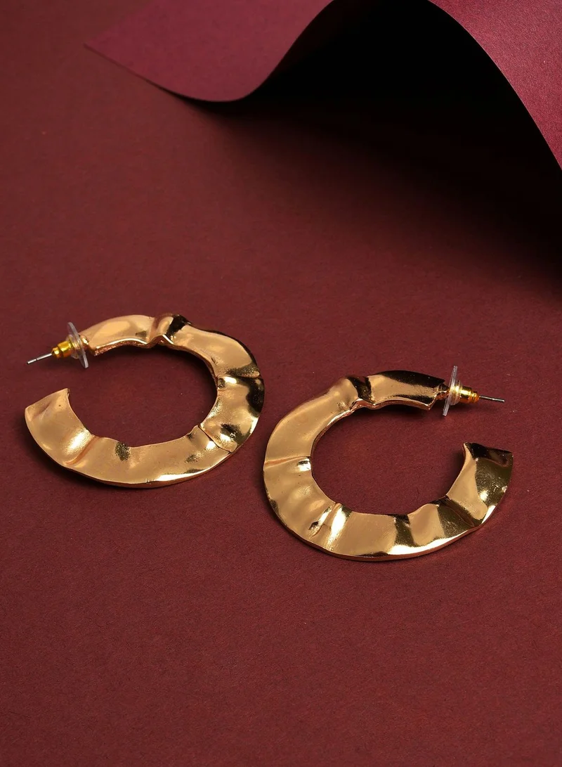 SOHI Gold Plated Designer Hoop Earring
