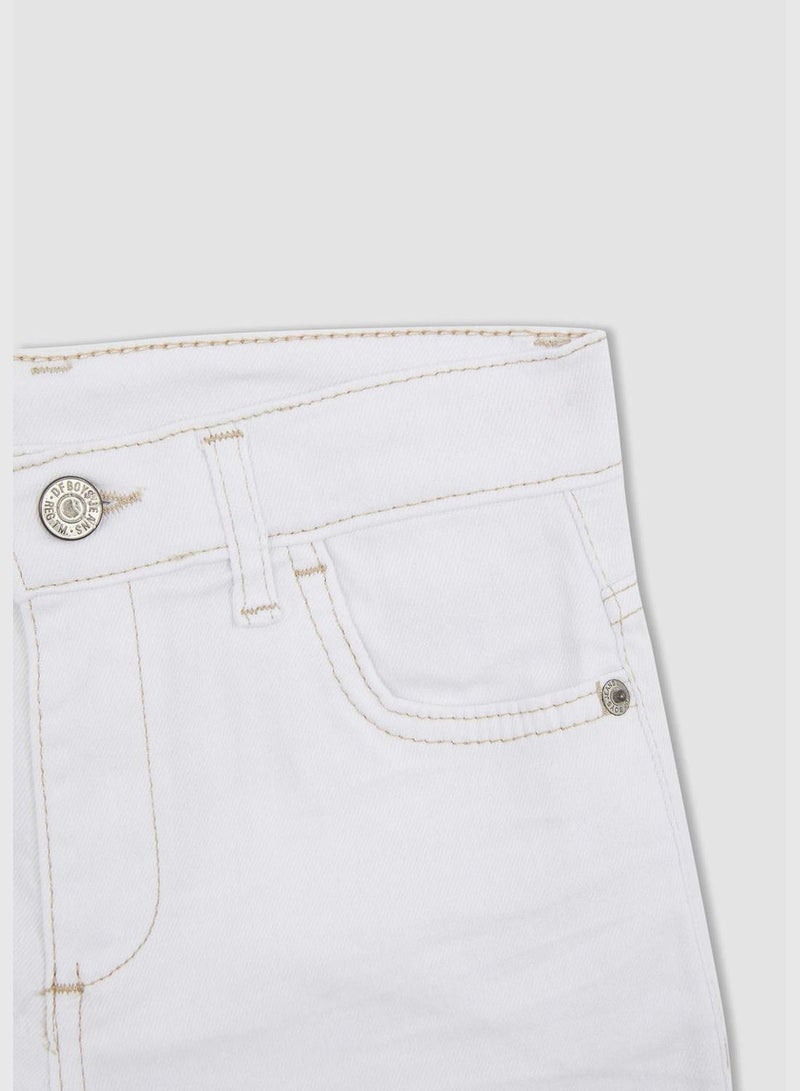DeFacto Basic Pocket Detail Bermuda Short - Image 2