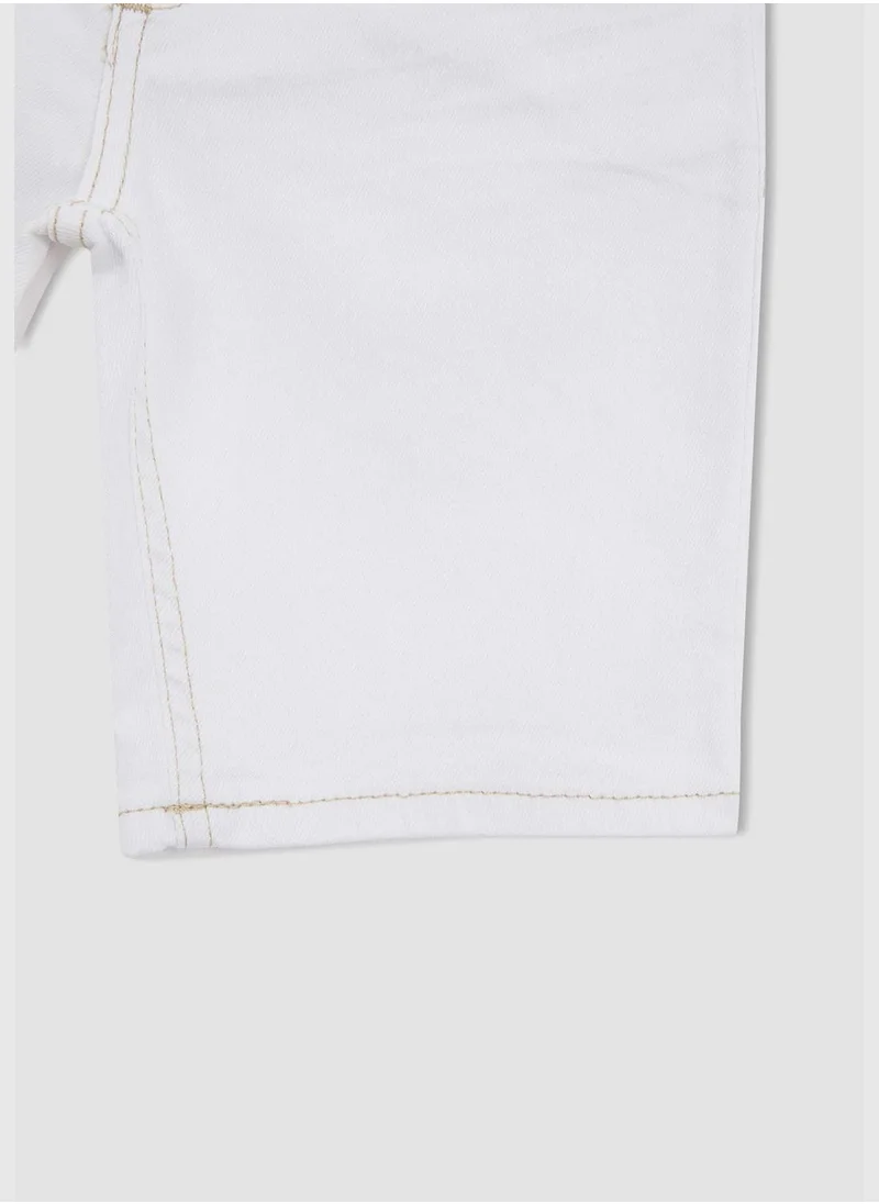 ديفاكتو Basic Pocket Detail Bermuda Short