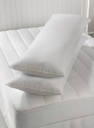 White | 2 Pieces