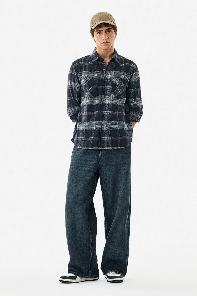 سنيتش قميص كاروهات بجيبين من الفلانيل