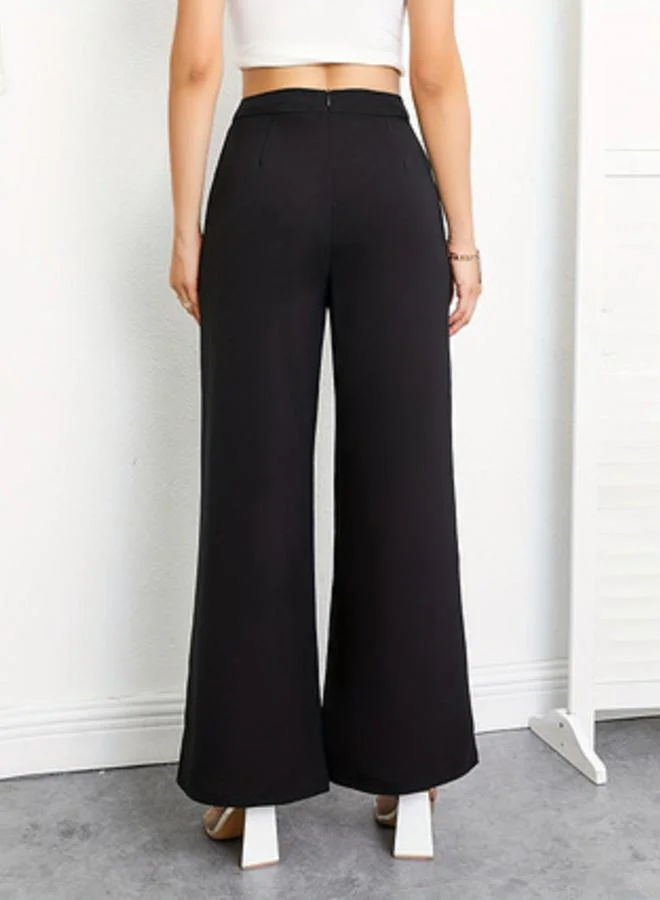 تايك تو بنطال بقصة واسعة من الأسفل وخصر عالي