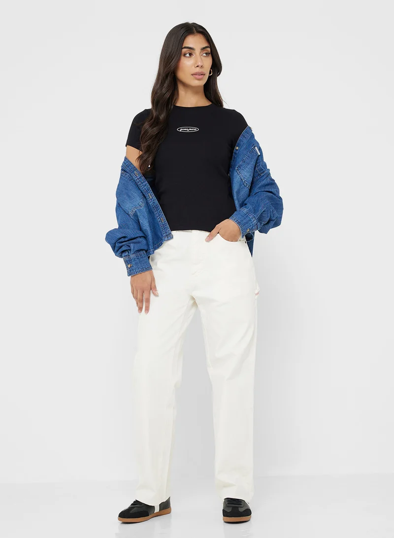 Guess Jeans Embroidered Logo Detail Slim Fit Tee