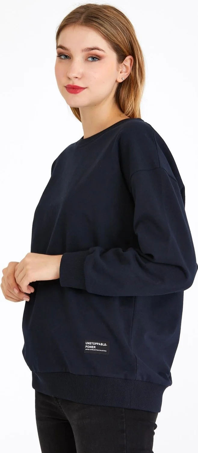ميتاليك Women's Navy Blue Basic Crew Neck Sweatshirt