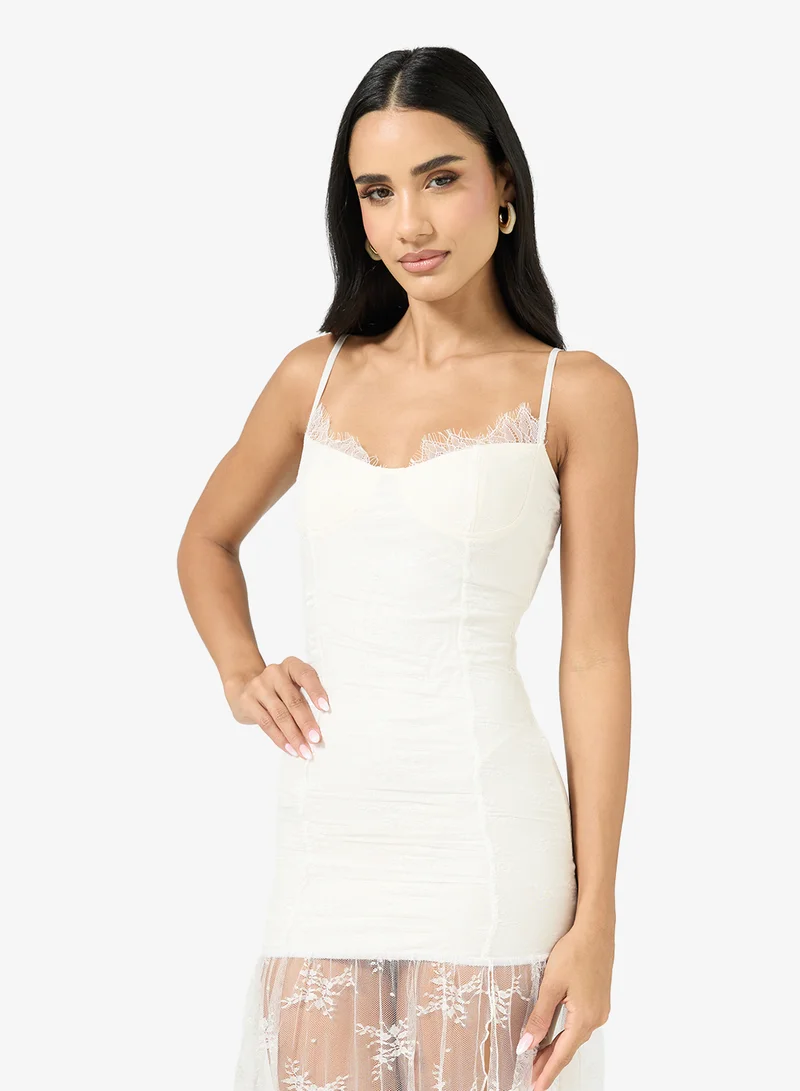 Ginger  Sweetheart Neckline Lace Ruched Dress for Women | Best Price UAE