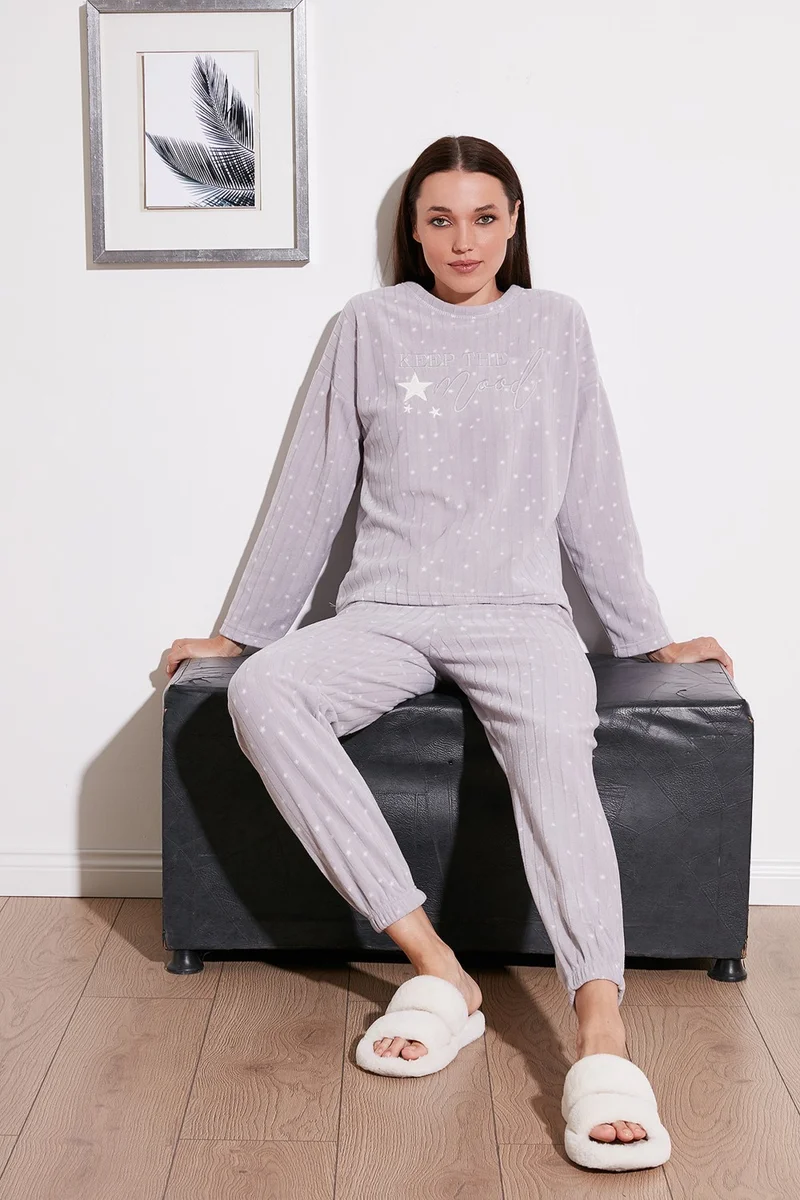 ليلا Regular Fit Crew Neck Fleece Pajama Set Women's Pajama Set 6571006