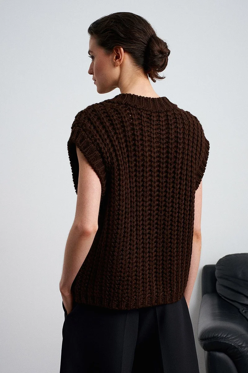 Dilvin Dark Mocha Brown DILVIN Women's Acrylic Blend Sweater for Women | Best Price UAE
