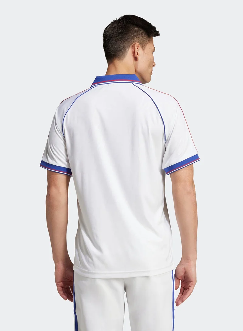 اديداس جيرسي أساسي