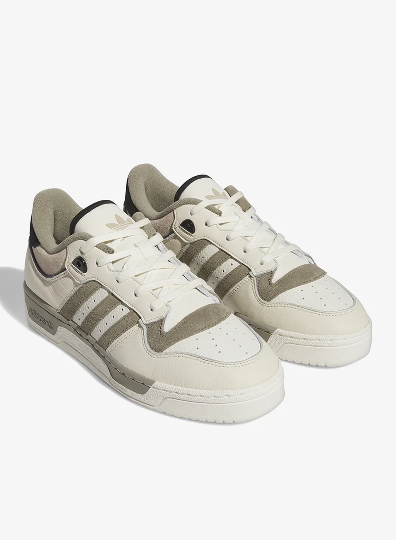 اديداس ريڤالري ٨٦ لو