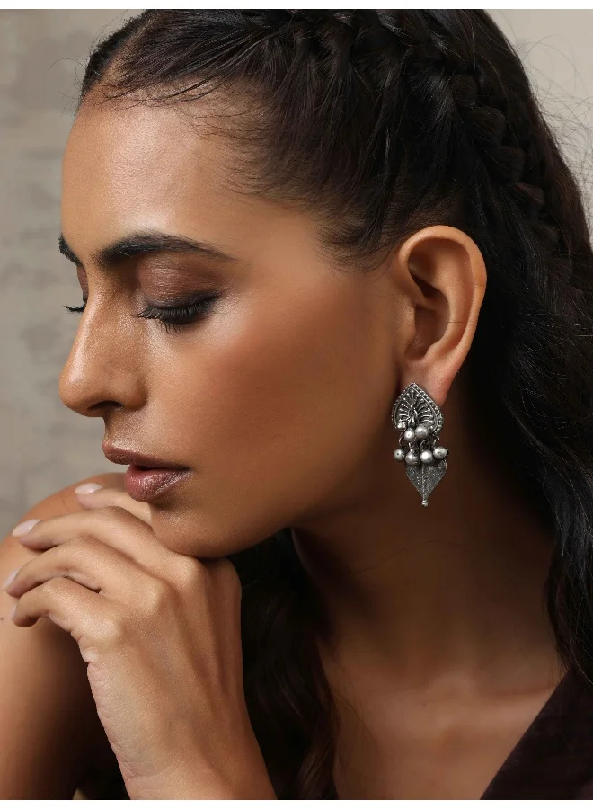 trueBrowns trueBrowns Silver Tone Leaf Stud Earrings