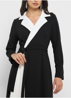 Khizana Contrast Toned Blazer Abaya  - Image 3