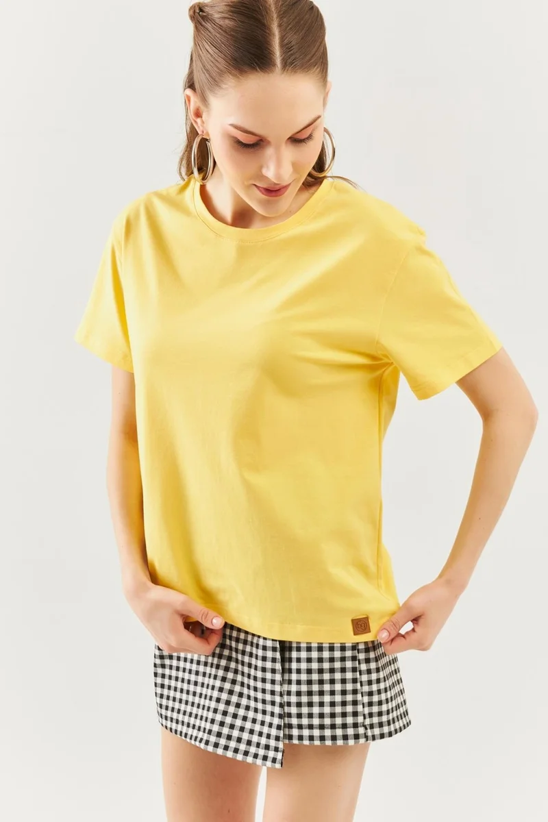Butikgiz Yellow Oversize Comfortable Cotton Combed Crew Neck Short Sleeve Basic T-Shirt