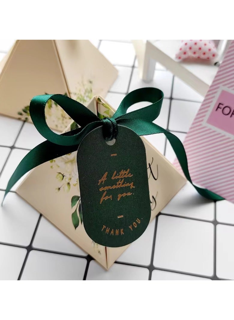 Set of 10 Elegant Pyramid-Shaped Favors – A Touch of Elegance for Your Events!
