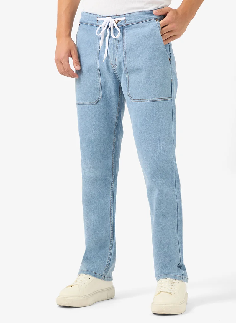 Straight fit with drawstring