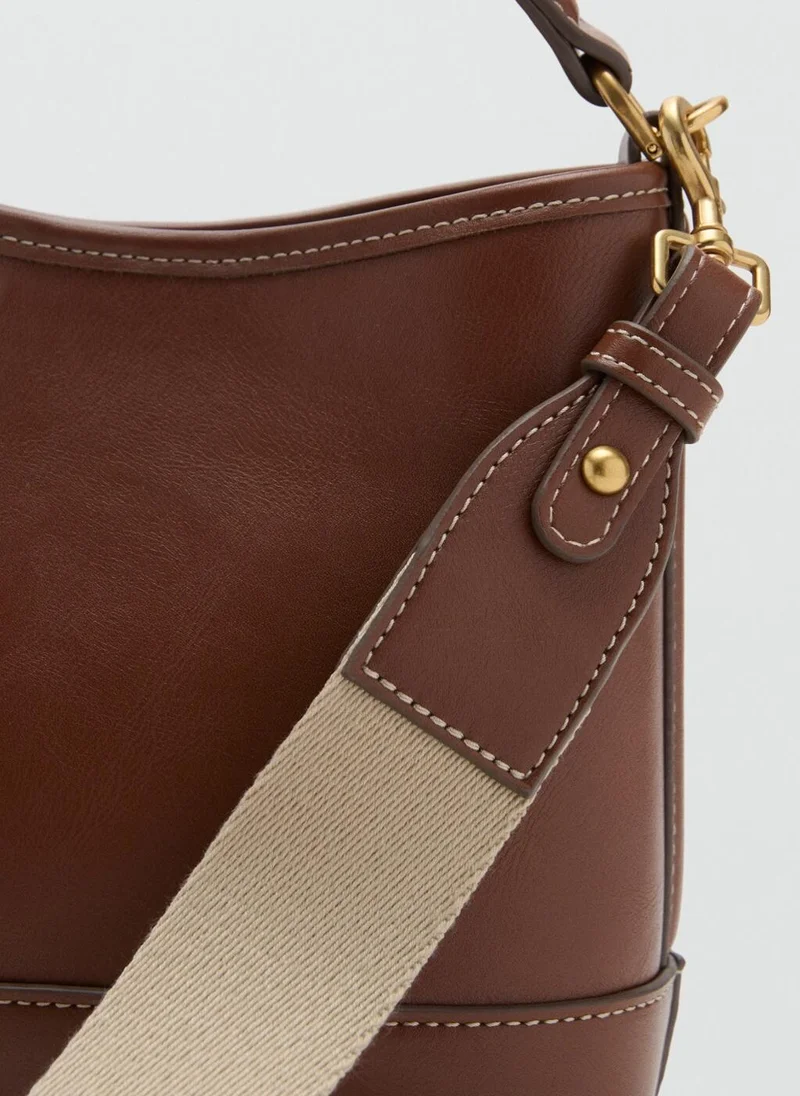 مانجو حقيبة دلو صغيرة