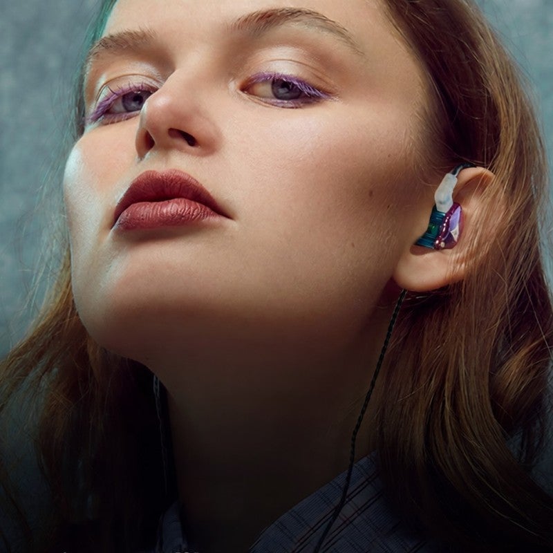 3.5mm Wired Headphones: Green 11mm Dynamic Magnetic Coil Unit - Soft Silicone Noise Isolating Earcaps, Detachable Tangle-Free Cable for Sports, Hands-Free Calling, 3.5mm Audio Device Compatibility - Image 4