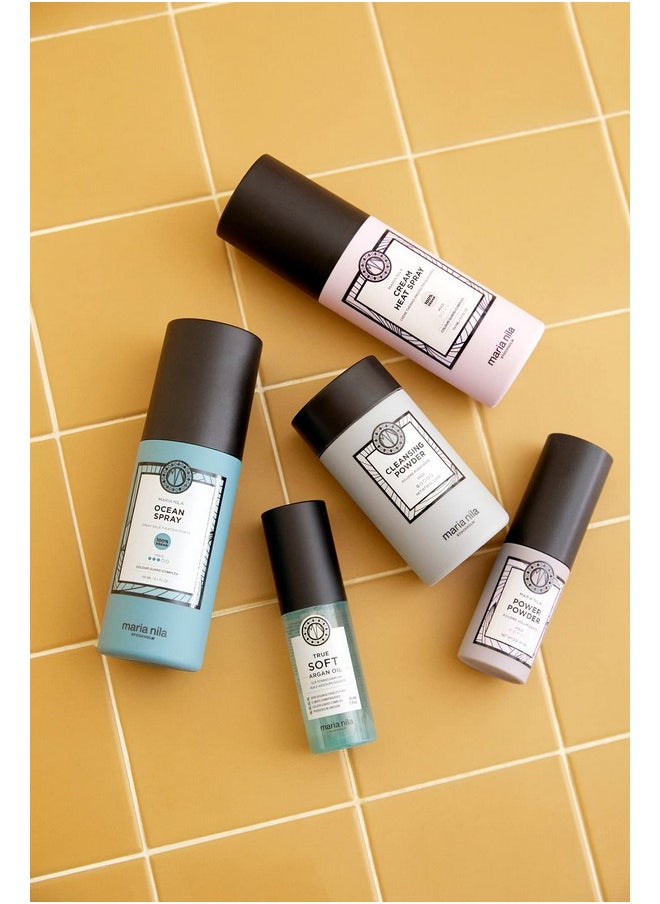 Maria Nila Maria Nila, The Styling Beauty Bag, 5 Styling Products to get Creative with your Looks, 100% Vegan & Sulfate/Paraben free  - Image 3