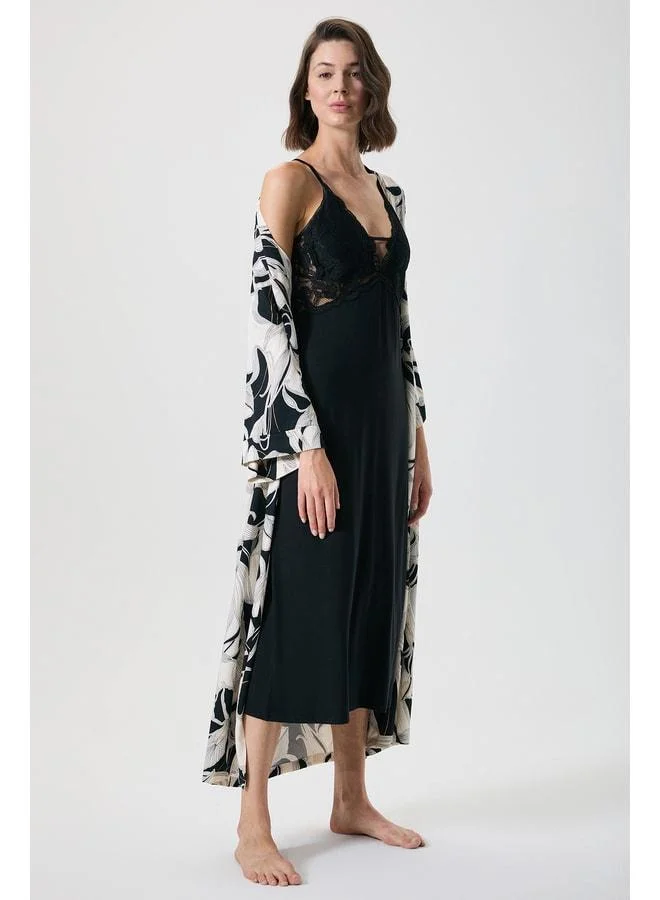 Penye Mood Lace detailed kimono long morning robe set.