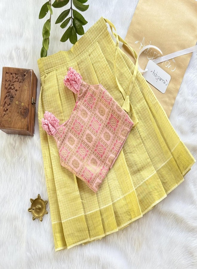 Picksparrow فستان باتو بافاداي/لينغا تشولي/فستان عرقي تقليدي من بيكسبارو للبنات الصغيرات (وردي، بنقشة مربعات) (وردي، من 0 إلى 3 أشهر) - Image 2