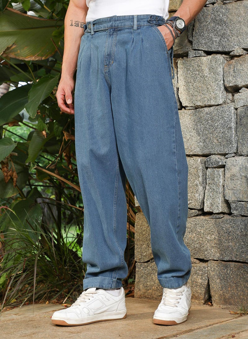 Campus Sutra Campus Sutra Men's Indigo Blue Mid-Wash Pleated Denim Jeans For Casual Wear | Mid-Rise | Straight-Fit Fit | Button Closure | Denim Jeans Crafted With Comfort Fit For Everyday Wear - Image 3