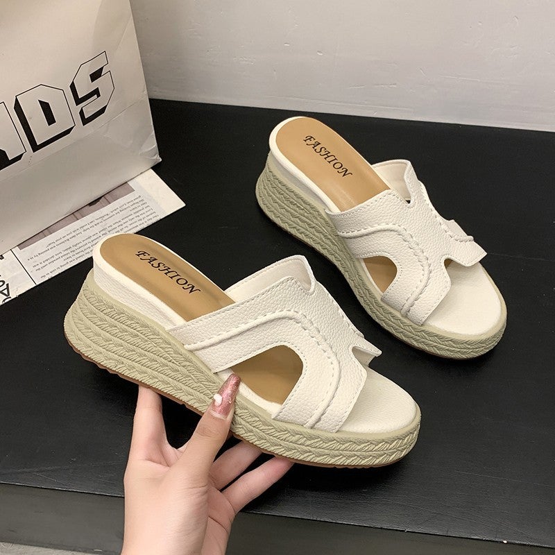 Genuine Leather Fashionable Versatile Height-Increasing 6cm Wedge Sandals to Match Skirts, Suitable for Summer and Autumn 2025, Open-Toe Straw Wedge Sandals for Outdoor Wear - Image 1