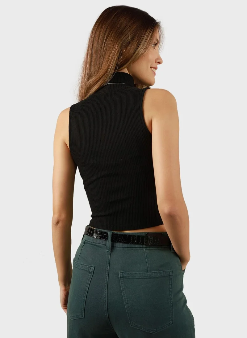 امريكان ايجل Mock Neck Knitted Tank Top