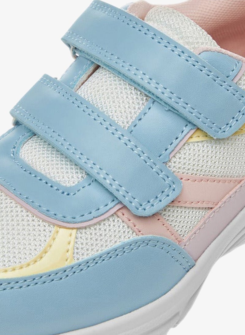 جونيورز سنيكرز بناتي بألواح وإغلاق بشريط لاصق - Image 4