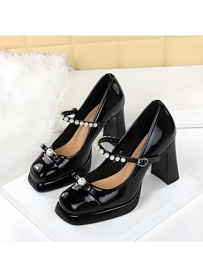 بيج تري براءة الاختراع الجلد ماري جين الأحذية الكعب العالي المغلق مربع إصبع القدم مع أحزمة الخرز الأسود - Image 1