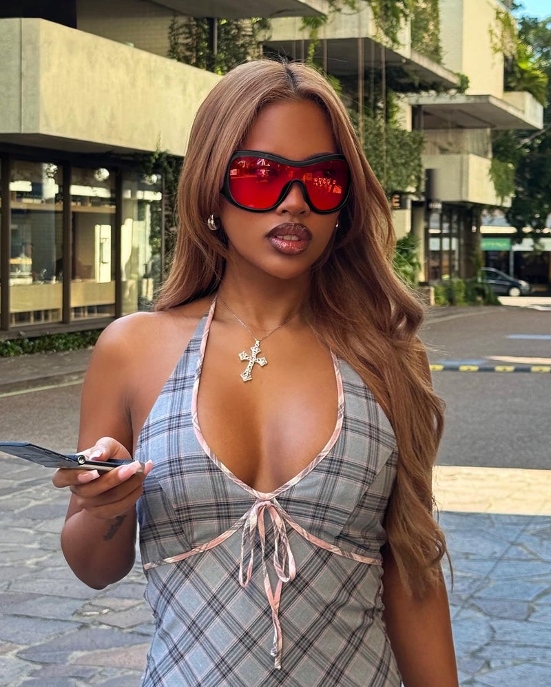 TYA Oversized Trendy Wrap Around Sunglasses for Women Men - Cool Concert shades 2000s Retro Round Big Shield Glasses (Black/Red) - Image 4