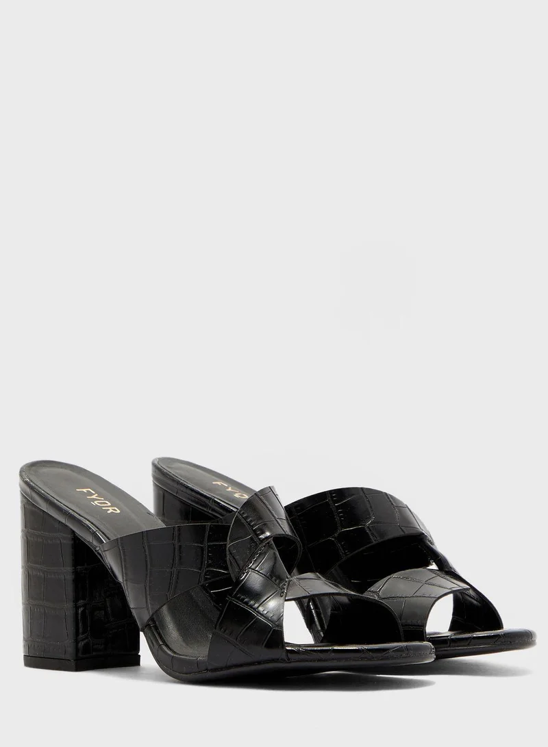 FYOR Double Strap Low Heel Sandals
