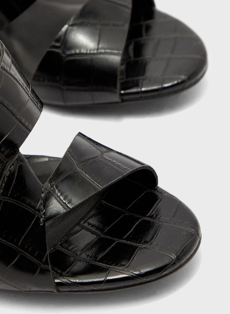 FYOR Double Strap Low Heel Sandals