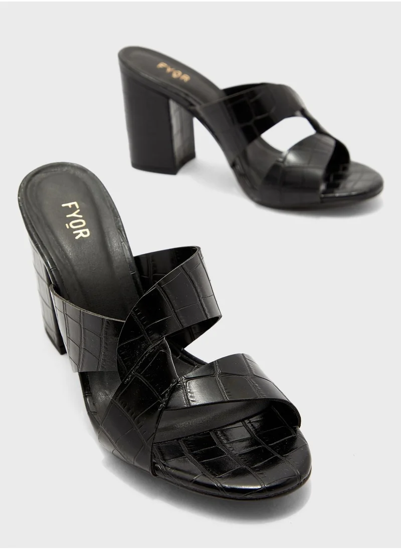 FYOR Double Strap Low Heel Sandals