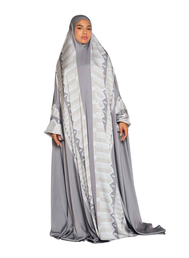 Sabr 'Sharjah' Prayer Dress With Travel Pouch, Pewter - Image 1