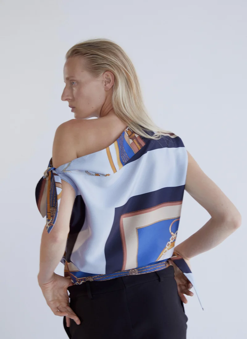 مانجو Knot Print Blouse