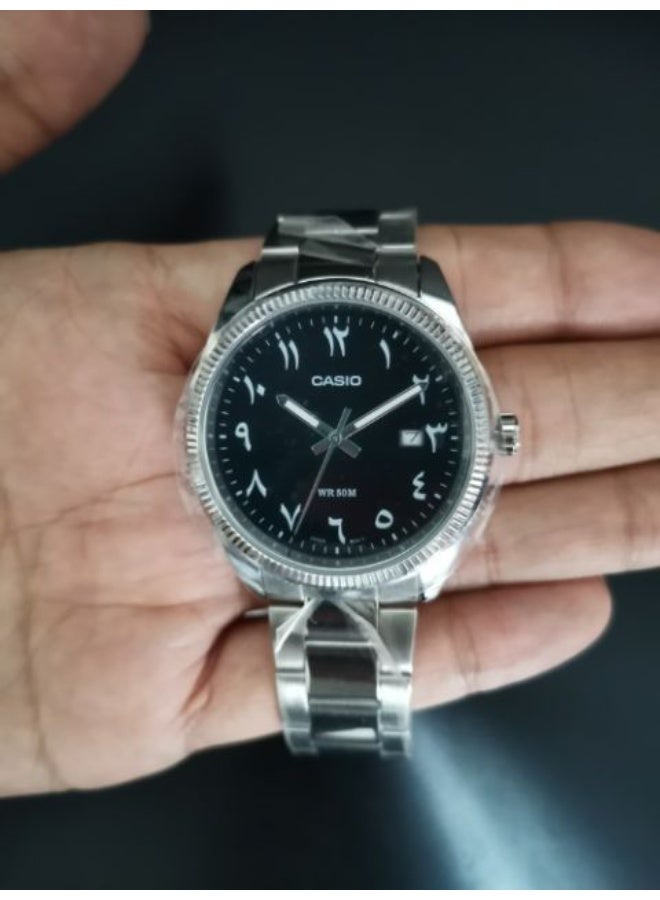 كاسيو ساعة كاسيو كلاسيك MTP-1302D-1B3 تناظرية، مينا أسود بأرقام عربية، مصنوعة من الفولاذ المقاوم للصدأ، للرجال - Image 4