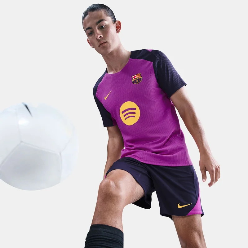 Nike Purple Men's FC Barcelona Strike Elite Football Top for Men | Best Price UAE