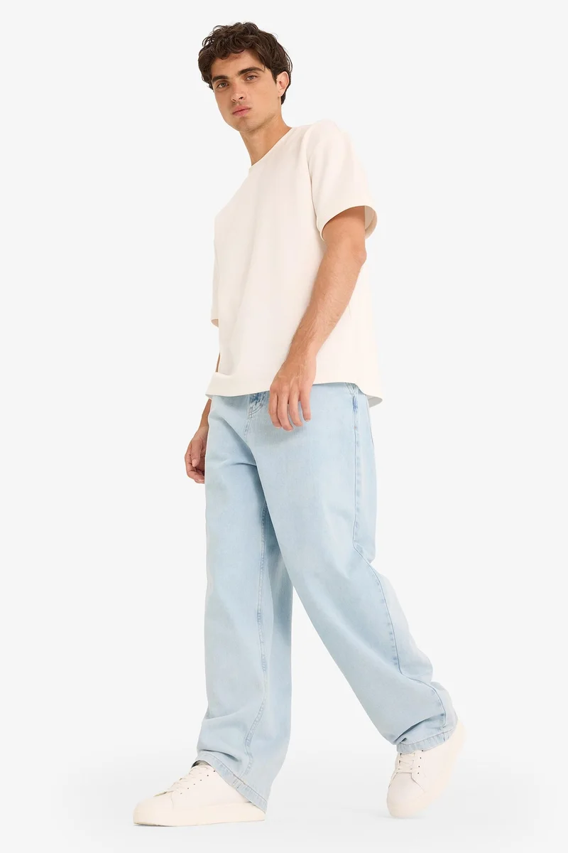 Defacto  Cotton Skater Fit Wide Leg Washed Jeans for Men | Best Price UAE