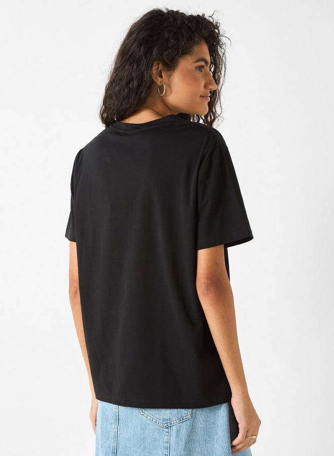 اس بي كاركترز تيشيرت بياقة ضيّقة وأكمام قصيرة وطبعات - Image 3