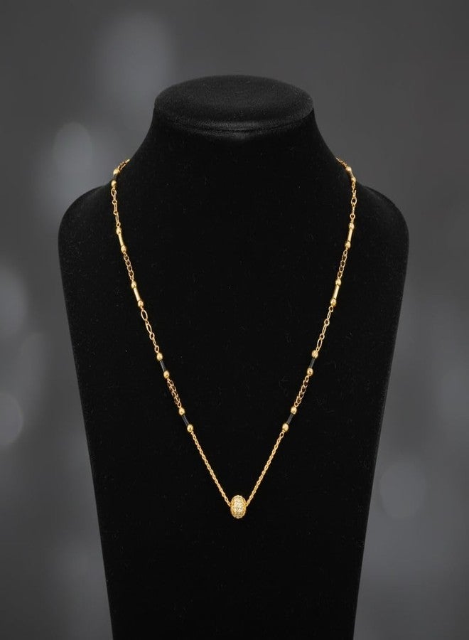 Cart Log مانجالسوترا بتصميم أنيق من كارت لوج | سلسلة أحادية الطبقة | قلادة مطلية بالذهب خفيفة الوزن | تصميم عصري مناسب للمكتب | خرز تقليدي - Image 3