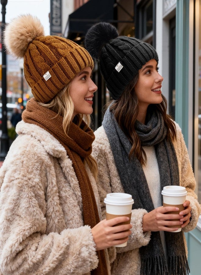 يانيبست قبعات شتوية نسائية من ياني بيست، قبعة صوفية مبطنة بالساتان، قبعة تزلج دافئة وناعمة مع حافة مزينة بكرة صوفية، لون أسود - Image 3